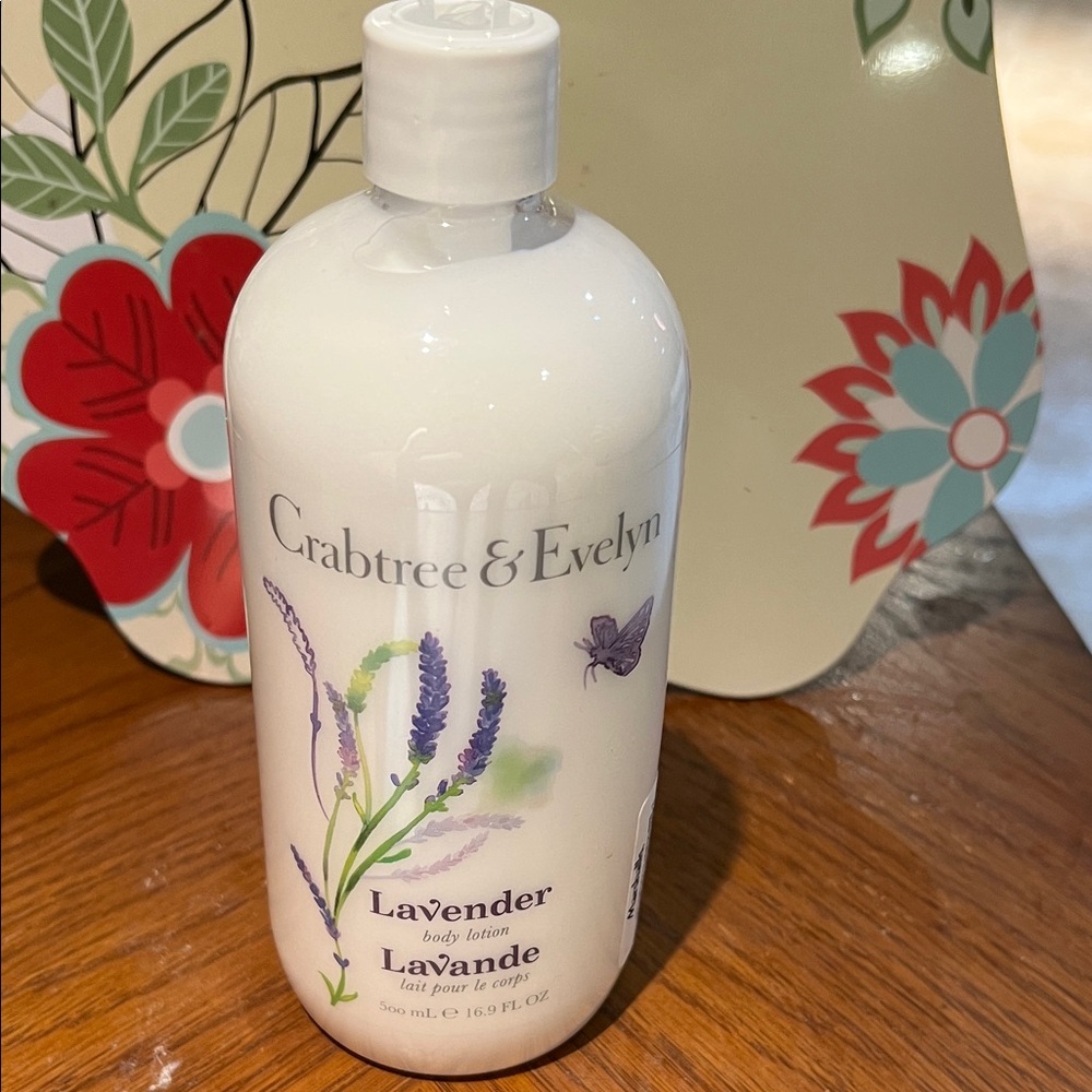 Crabtree & Evelyn Lavender Body Lotion with Floral Design NEW